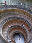 SX31900 Double helix staircase in the Vatican Museum.jpg